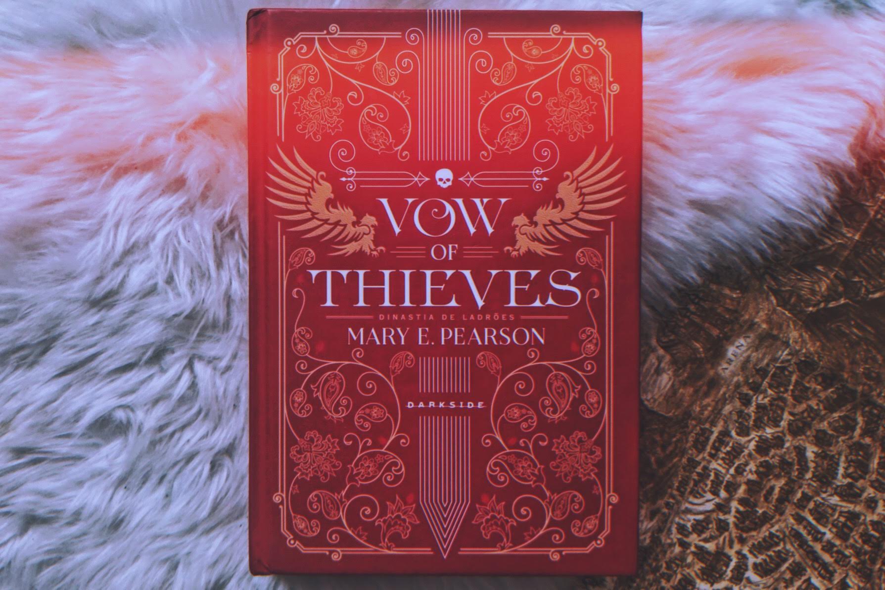 Vow Of Thieves Capa 