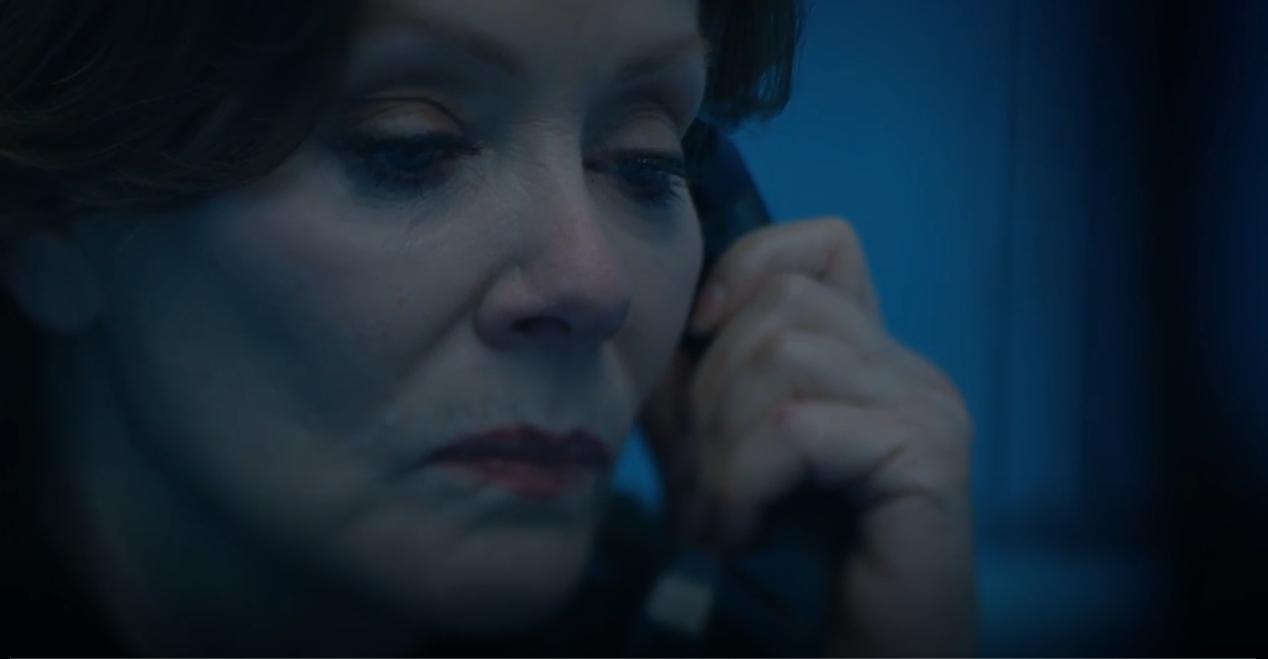 Laurie Blake (Jean Smart) em “She Was Killed By Space Junk”