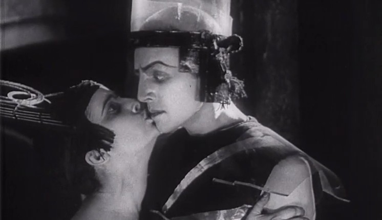 "Aelita, a Rainha de Marte" (1924) é o primeiro filme de ficção científica russo.