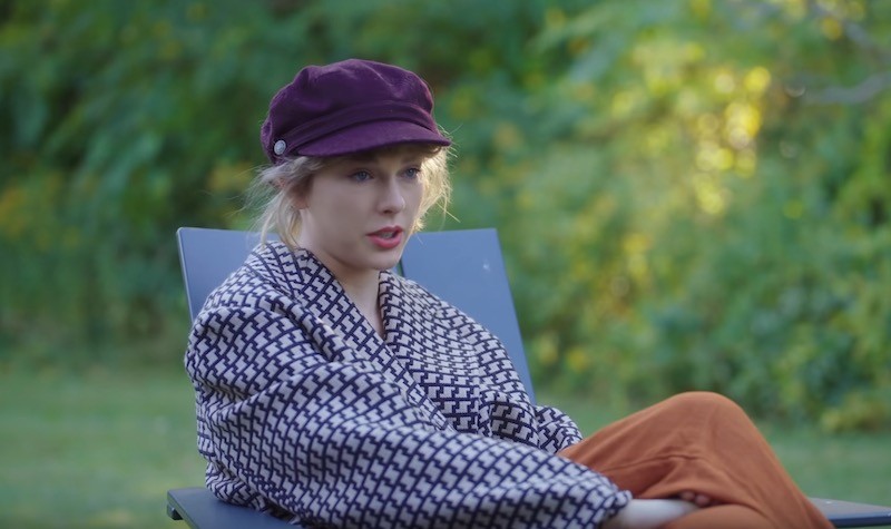 Taylor Swift no documentário Folklore: The Long Pond Studio Sessions