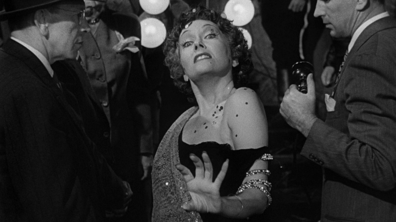 Crepúsculo dos Deuses (1950) - 5 filmes sobre mulheres lidando com o envelhecimento