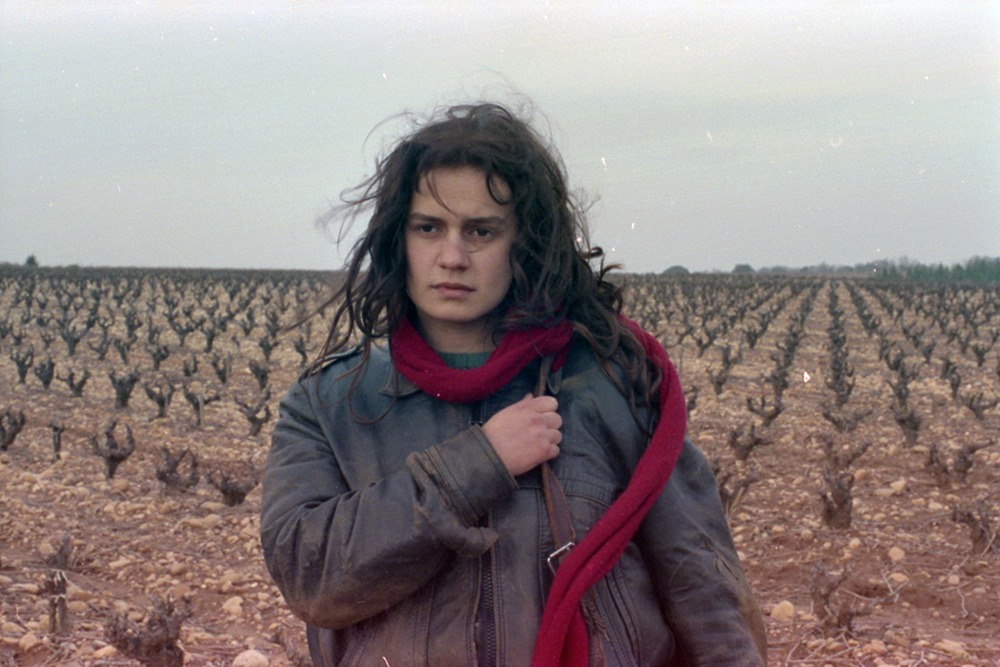 Sandrine Bonnaire em Os Renegados (1985) - filmes sobre a solidão e alienação feminina