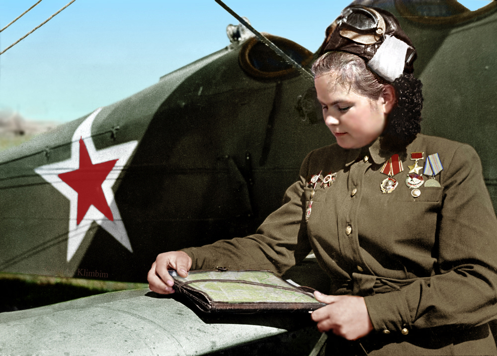 As bruxas da noite: a história das aviadoras russas na Segunda Guerra Mundial